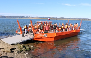 MOP y Gobierno Regional pone en servicio nueva balsa para la localidad de Nehuentue que unirá con Puerto Saavedra