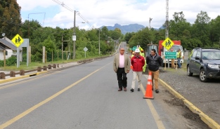 MOP inicia trabajos de conservación del camino de acceso al Volcán Villarrica en la comuna de Pucón