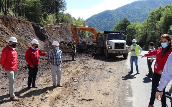 Autoridades de Gobierno inspeccionan obras de reposición de ruta 181-CH tramo Curacautín – Malalcahuello