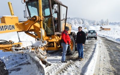 Dirección de Vialidad de Obras Públicas, trabaja intensamente en despeje de caminos cordilleranos