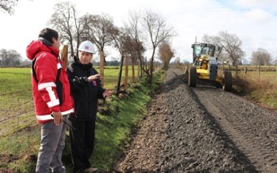 VIALIDAD PROVINCIAL DE MALLECO MEJORA CAMINOS AL INTERIOR DE COMUNIDADES MAPUCHE EN VICTORIA