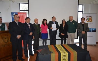 Intendente Huenchumilla firma Mensaje para Mejoramiento Integral Casa de Maquina