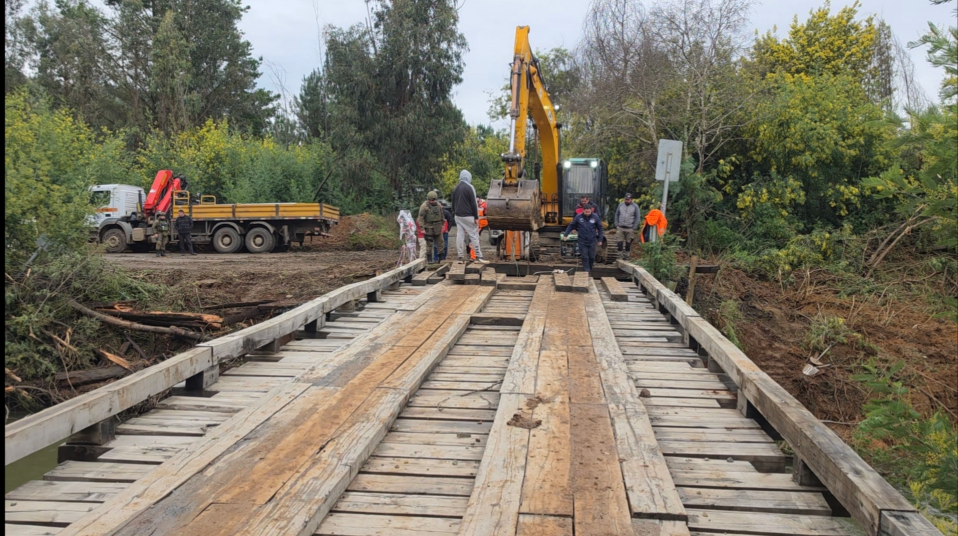 MOP RESTABLECE CONECTIVIDAD EN PUENTE TRICAUCO  TRAS TRABAJOS DE EMERGENCIA EN COMUNA DE ERCILLA