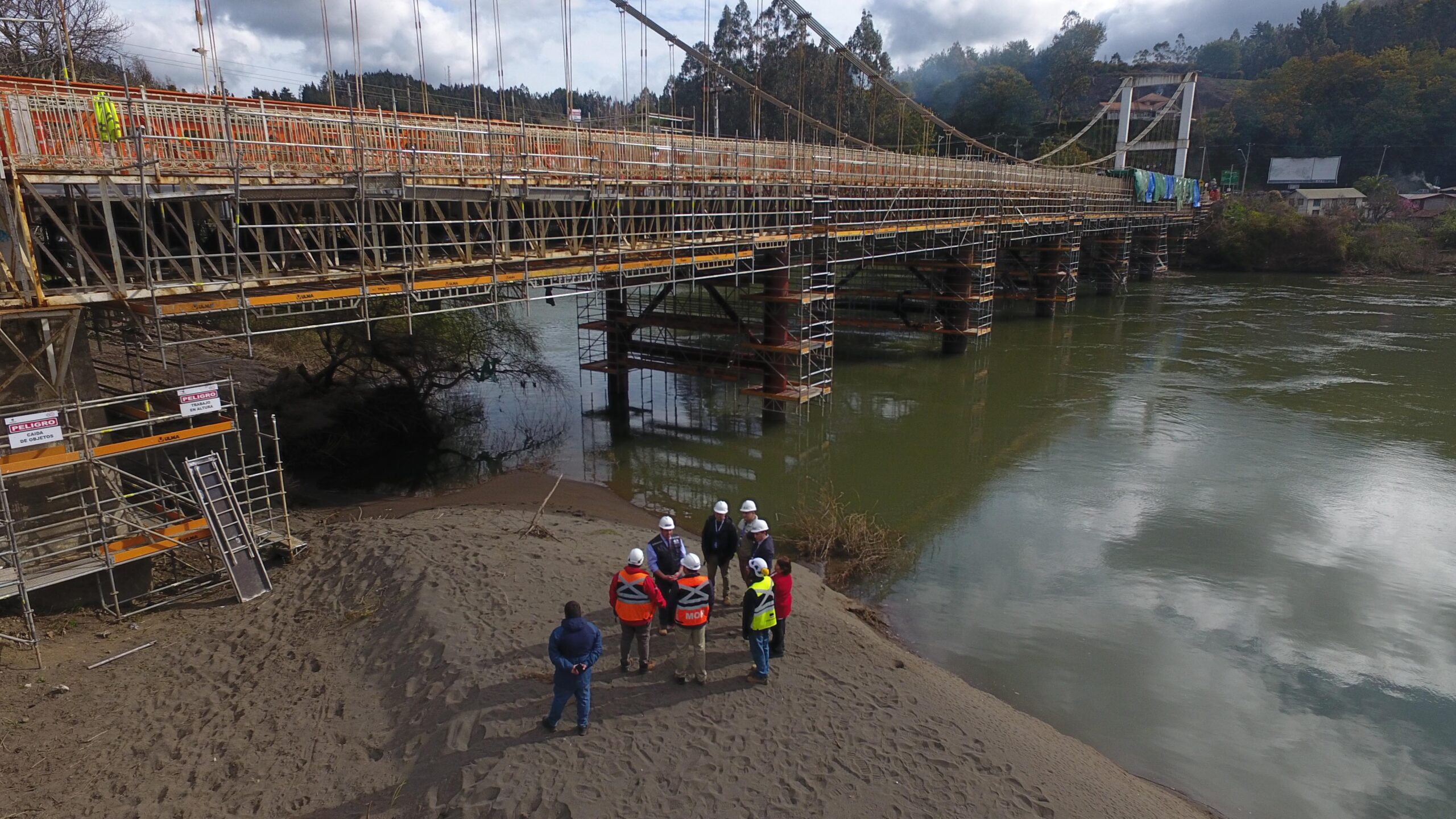 MOP ENTREGARÁ EN NOVIEMBRE OBRAS DE EMERGENCIA EN EL PUENTE EDUARDO FREI MONTALVA DE CARAHUE